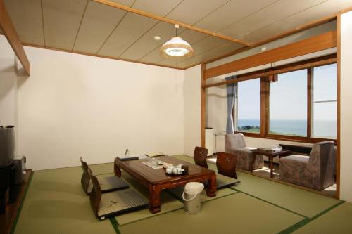 Hotel Izumi - Nearby Attractions