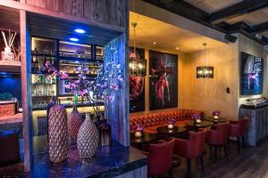 Hotel Sebastians - Surrounding Cities