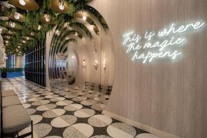 Moxy NYC Lower East Side - Booking Your Stay