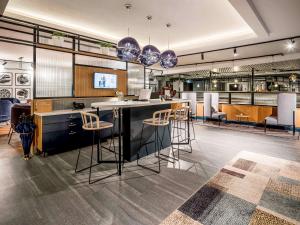 Novotel Den Haag City Centre - Questions About Staying Here