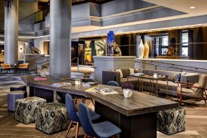 Renaissance Los Angeles Airport Hotel - Nearby Attractions
