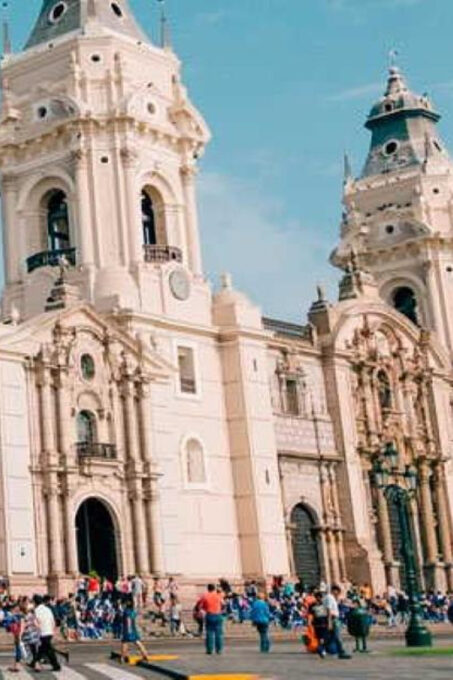 From Lima: Fantastic Peru 9D 8N + Luxury 4 ★★★★ - Frequently Asked Questions