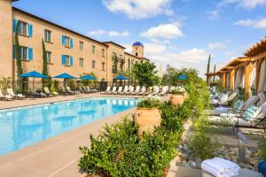 Allegretto Vineyard Resort Paso Robles - Location and Accessibility