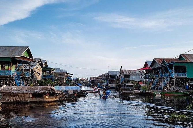 Angkor Wat Two Days Tour,Lunch,Sunrise,and Floating Village by Tuk Tuk