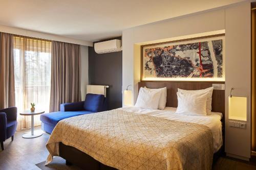 Auberge Du Bonheur - About Your Stay