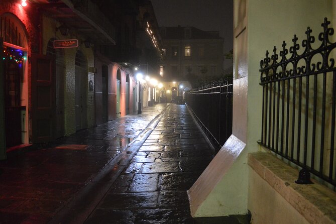 Automated Historical Ghost Bus Tour of New Orleans
