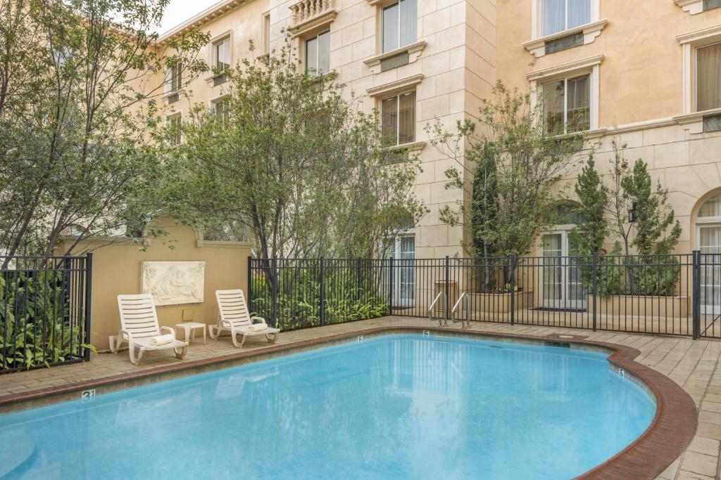 Ayres Hotel Manhattan Beach Review