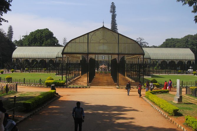 Bangalore Half Day Guided Tour in a Private Car