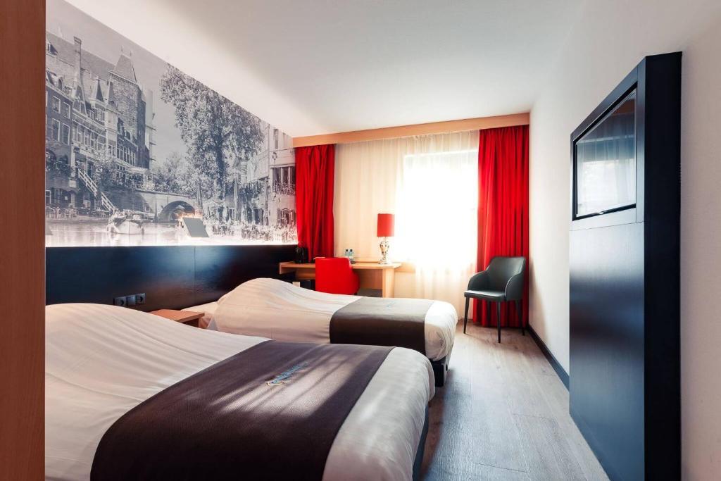 Bastion Hotel Utrecht - About Your Stay