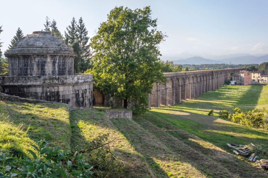 Bike Self-Tour in the Lucca Countryside and Green Landscapes - Key Points