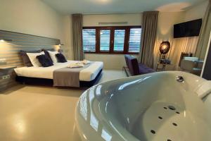Boshotel Overberg - About Your Stay