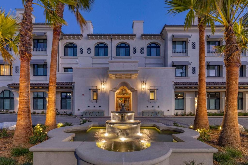 Cambria Hotel Calabasas – Malibu Review