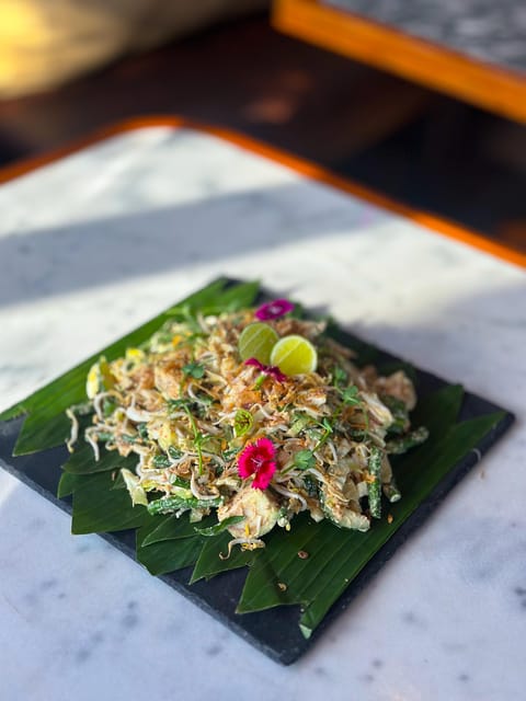 Canggu : Megibung a Unique Balinese Dining Experience