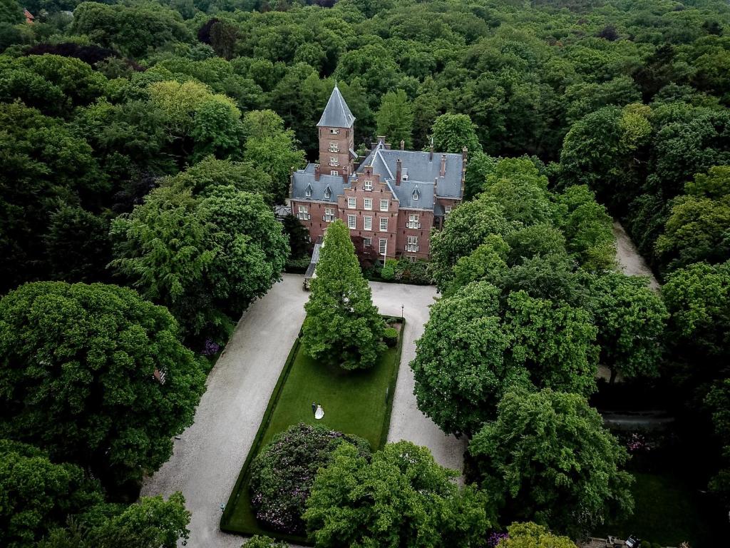 Castle De Wittenburg Review