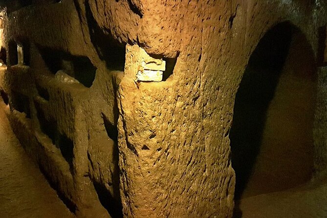 Catacombs in Rome Tour With Private Transfer - Overview of Romes Catacombs