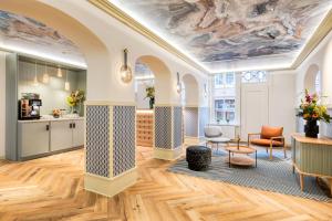 Citadines Canal Amsterdam - About Your Stay