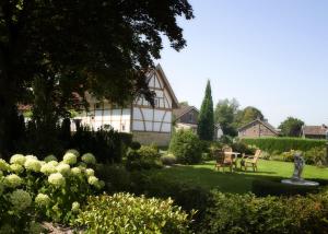 Country Hotel Alberts - About Your Stay