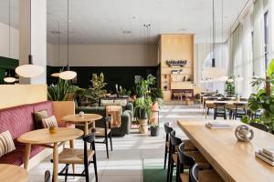 COVE Centrum - About Your Stay