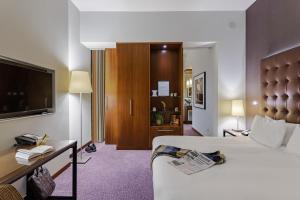 Crowne Plaza Amsterdam - South, an IHG Hotel - About Your Stay