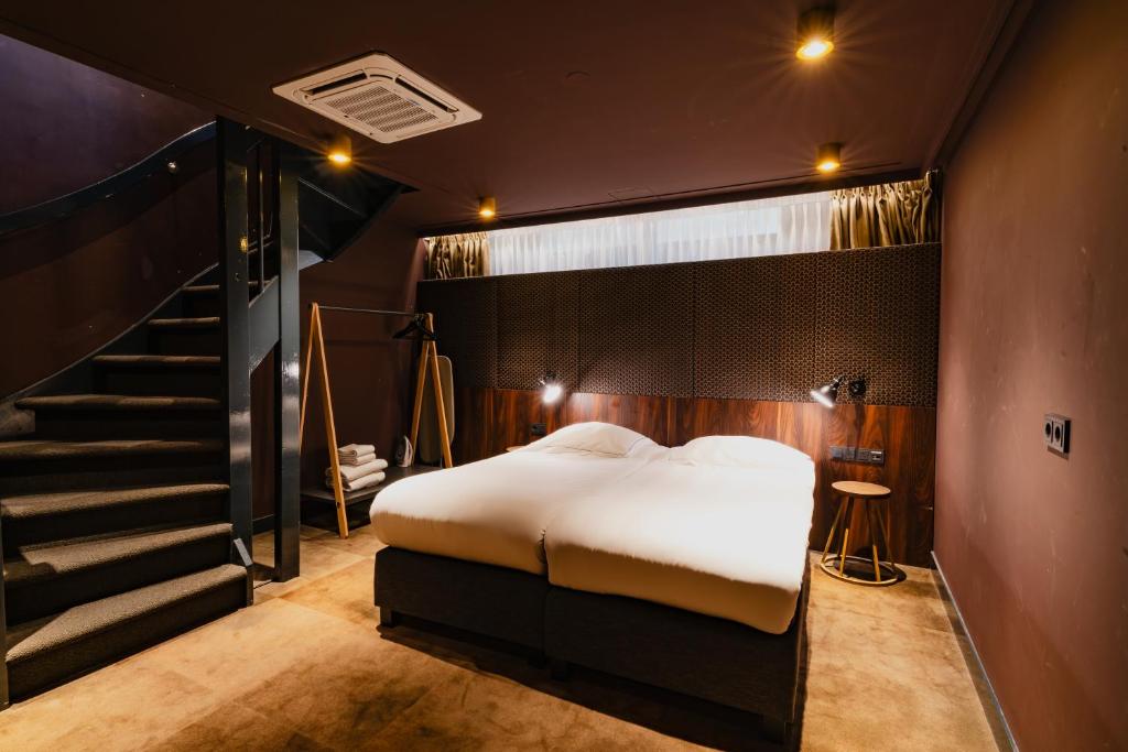 De Jonker Urban Studios & Suites Review