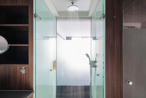 Eden Hotel Amsterdam - About Your Stay