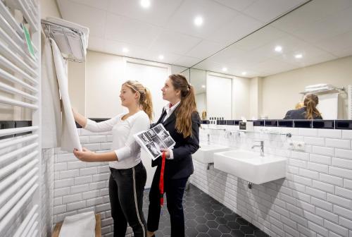 Education Hotel De Rooi Pannen Breda - About Your Stay
