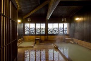 Ekinariya Ryokan - Key Points