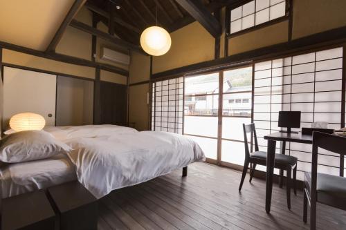 EN Takeda Castle Town Hotel - Key Points
