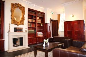 Fletcher Hotel-Restaurant De Dikke Van Dale - About Your Stay