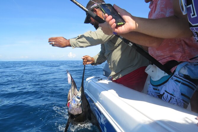 Full Day Fishing Trip on Private Boat at the South Pearl Islands