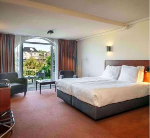 Greenside Hotel Texel - About Your Stay