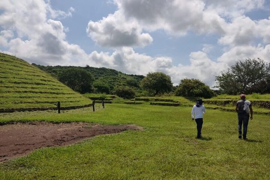 Guadalajara: Tour To Guachimontones