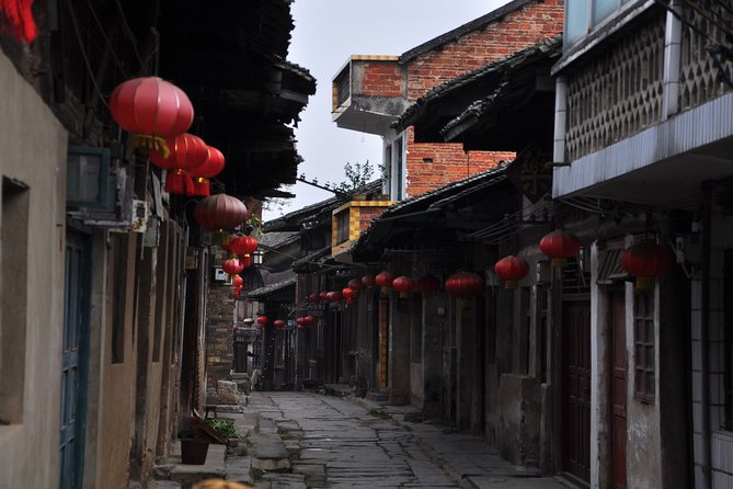 Guilin Private Day Trip to Daxu Ancient Town and Yaoshan Mountain - Overview of the Tour