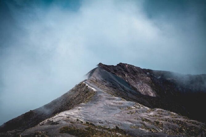 Half Day Irazu Volcano and Basilica of the Angels
