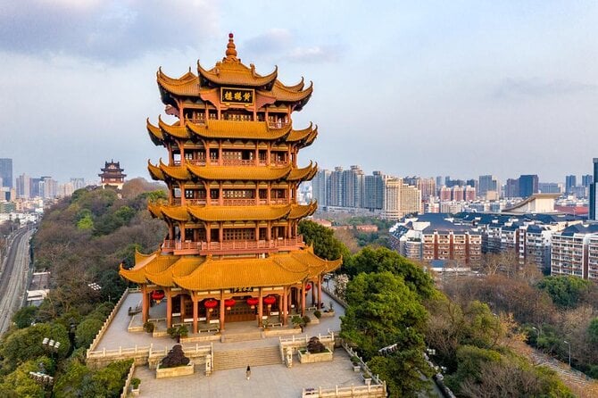 Half Day Private Tour to Yellow Crane Tower and Night Market Snack Food in Wuhan - Key Points