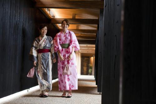 Hanagoyomi - Key Points