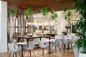 Hilton Los Angeles-Culver City, CA - About Your Stay