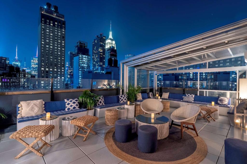 Hilton New York Fashion District - About Your Stay