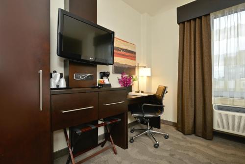 Holiday Inn Lower East Side, an IHG Hotel - About Your Stay