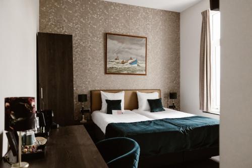 Hotel Amerika - About Your Stay