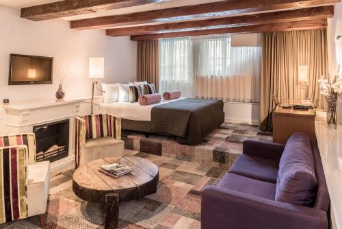 Hotel Amstelzicht - About Your Stay