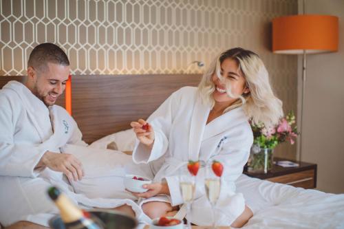 Hotel Angeleno - About Your Stay
