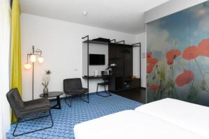 Hotel De Roode Schuur - About Your Stay