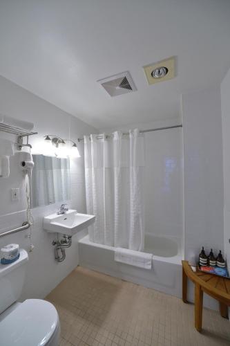 Hotel Mimosa - About Your Stay