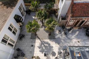 Hotel Royal Bridges - About Your Stay
