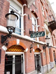 Hotel Vondel Garden City Centre - About Your Stay