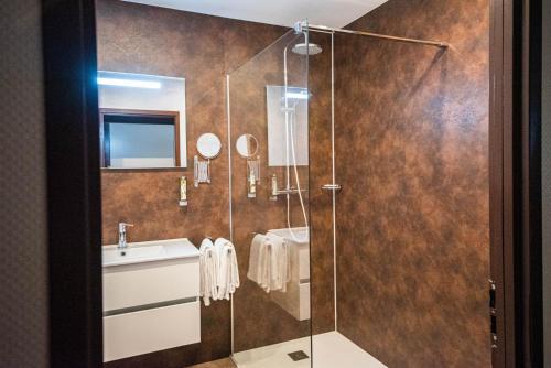Hotel Zwartewater - About Your Stay