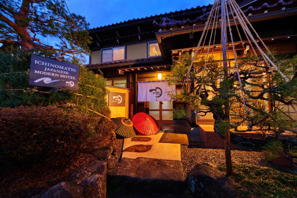 Ichinomatsu Japanese Modern Hotel - Key Points