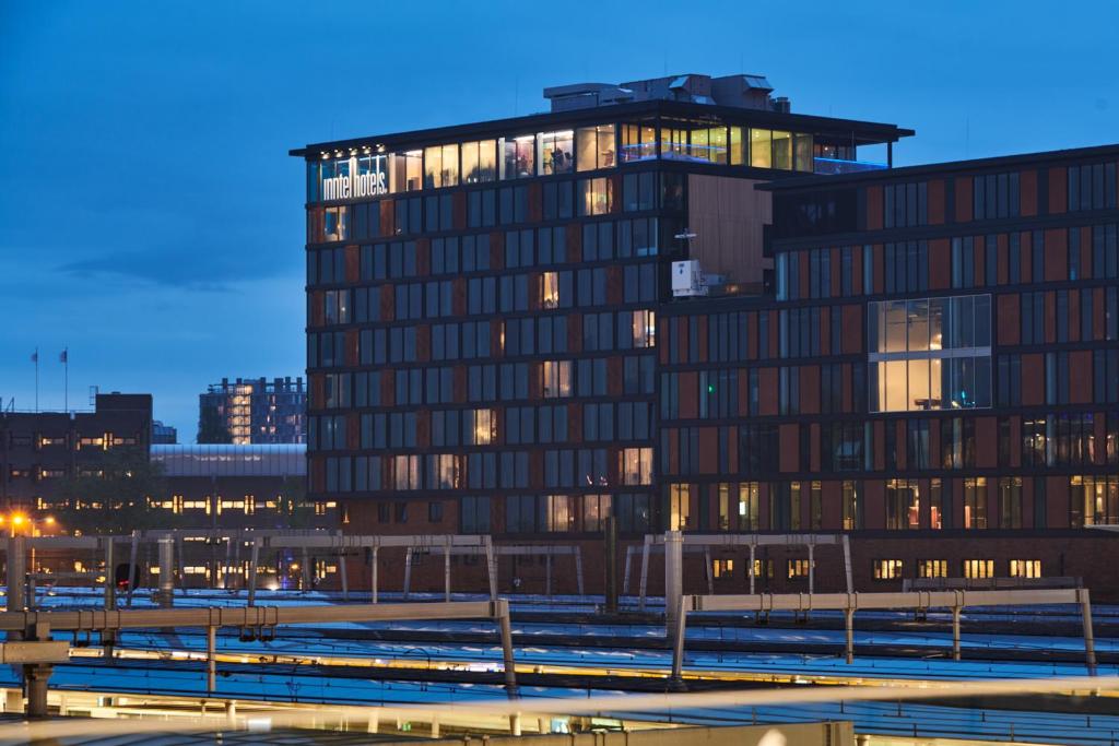 Inntel Hotels Utrecht Centre - Hotel Overview