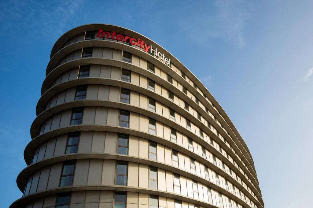 IntercityHotel Amsterdam Airport - About Your Stay